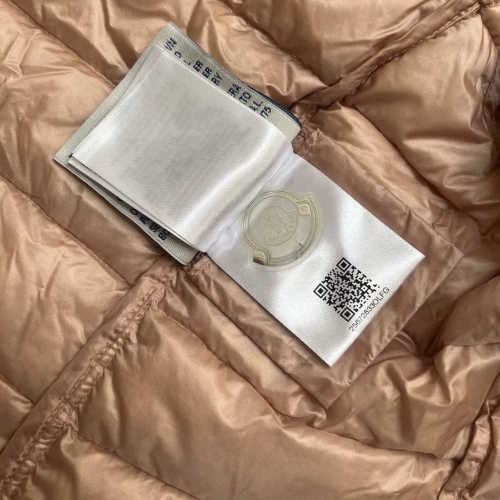 Moncler Blush Quilted Vest - Picture 6 of 7